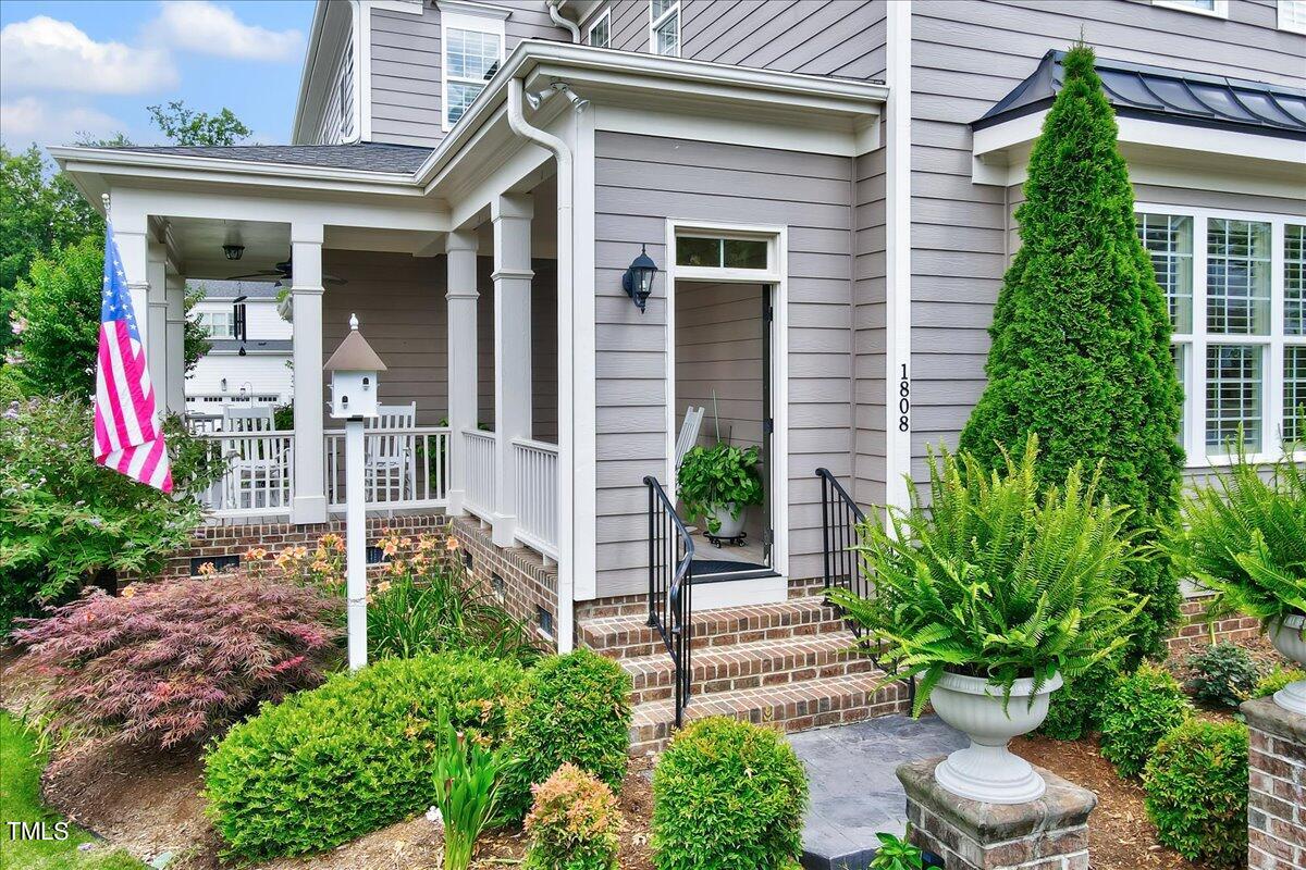 1808 Green Oaks Parkway