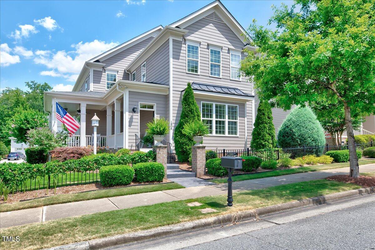 1808 Green Oaks Parkway