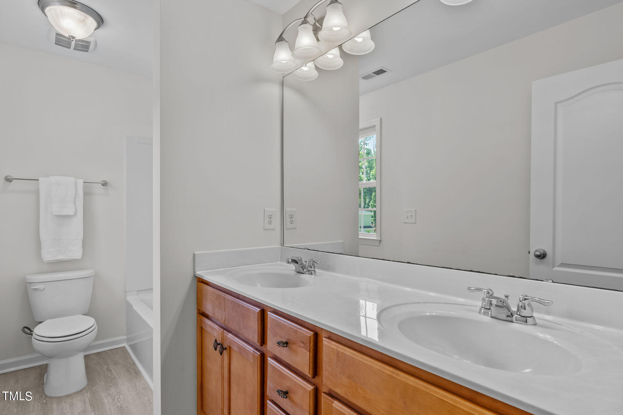 1728 Fairbanks Road