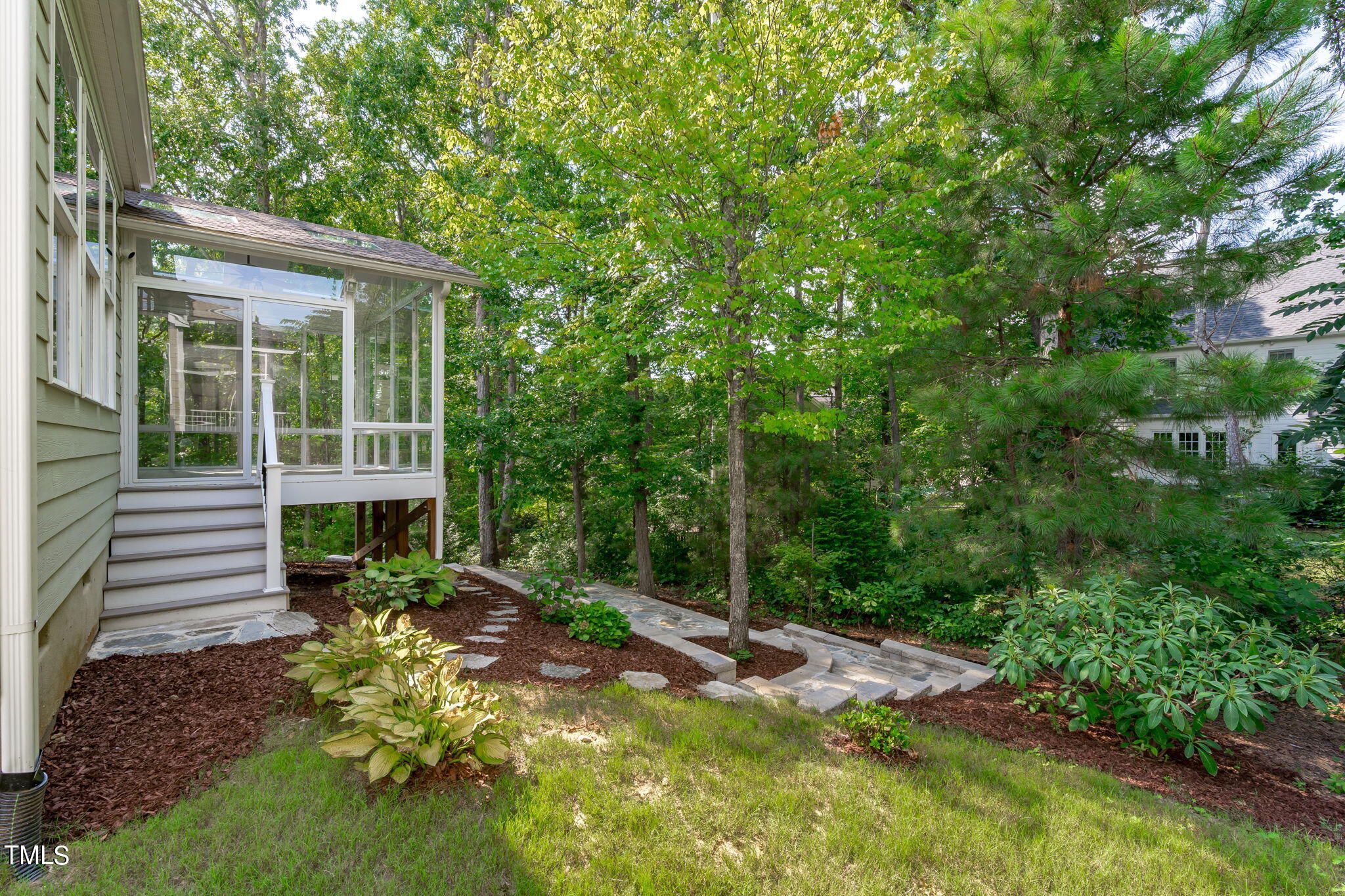 1728 Fairbanks Road