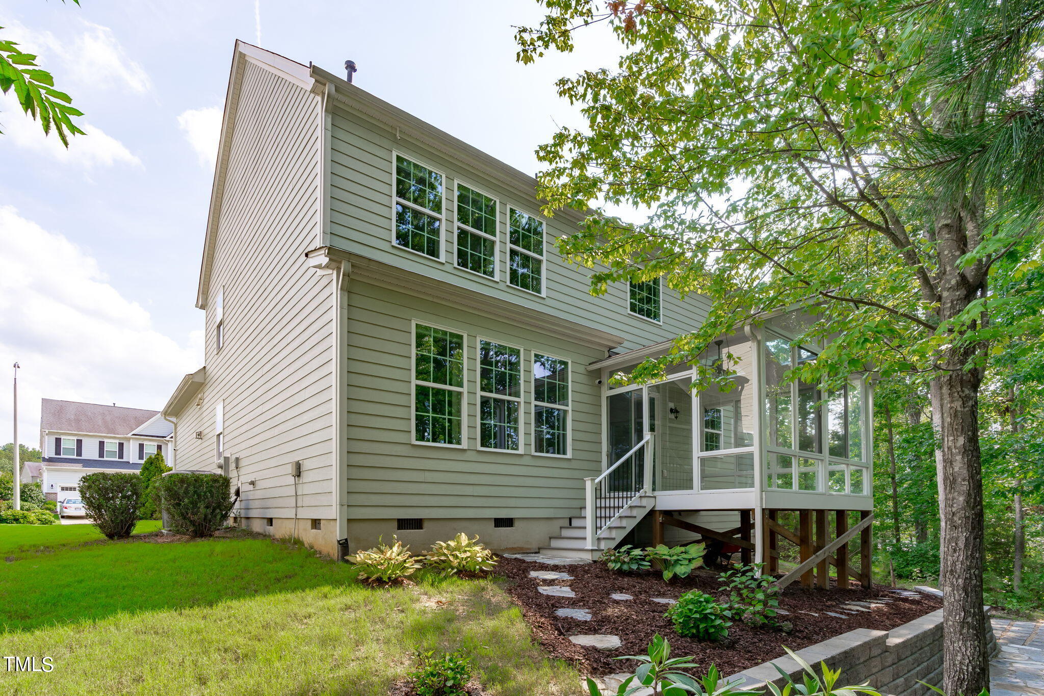 1728 Fairbanks Road