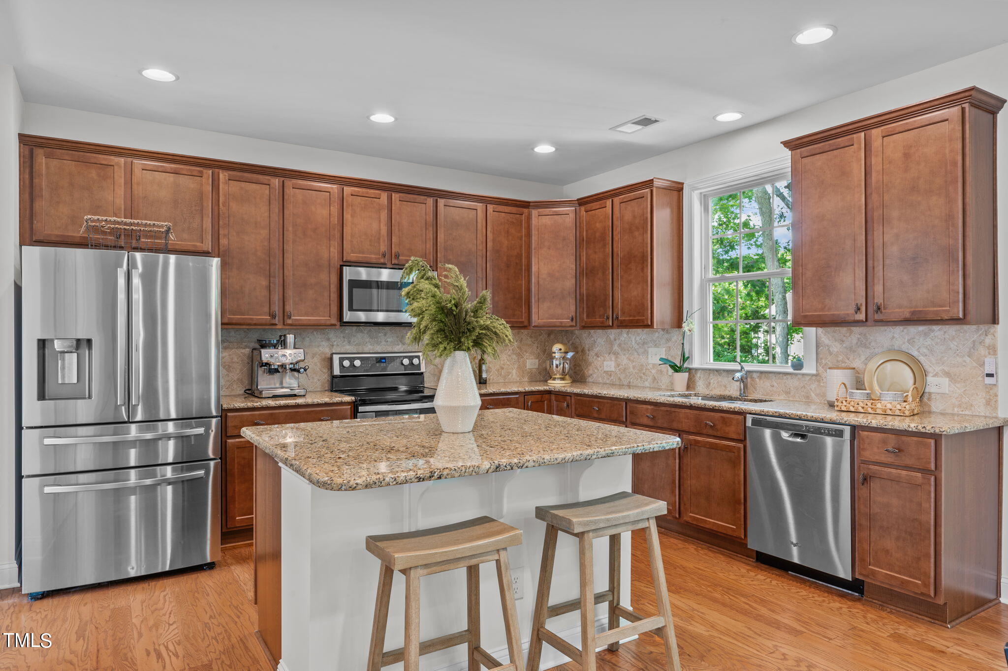 1728 Fairbanks Road