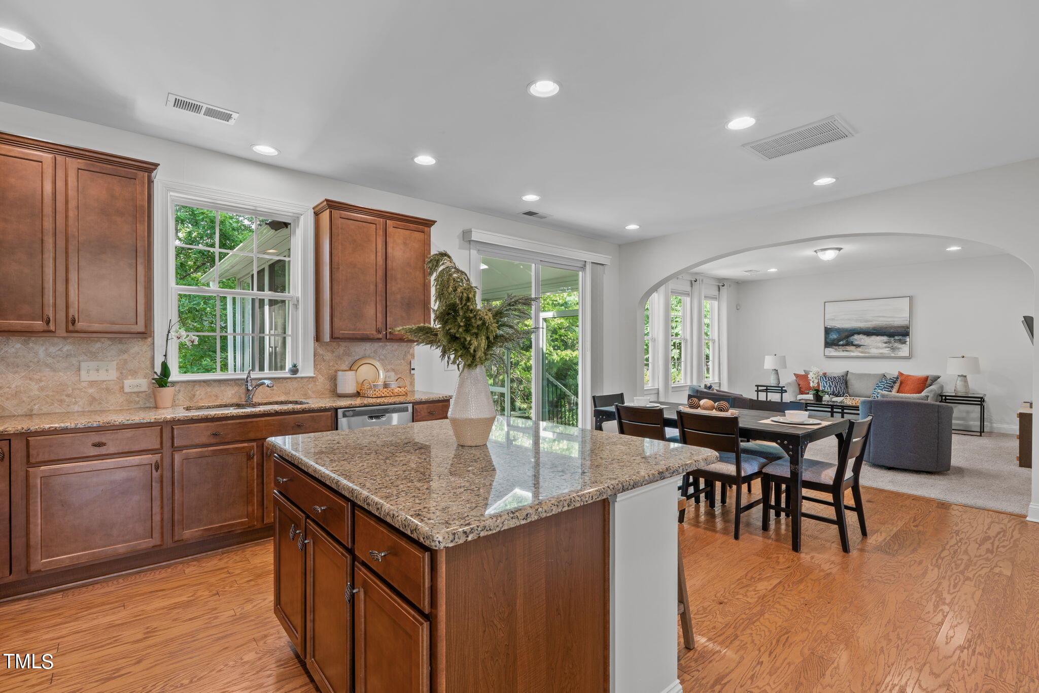 1728 Fairbanks Road