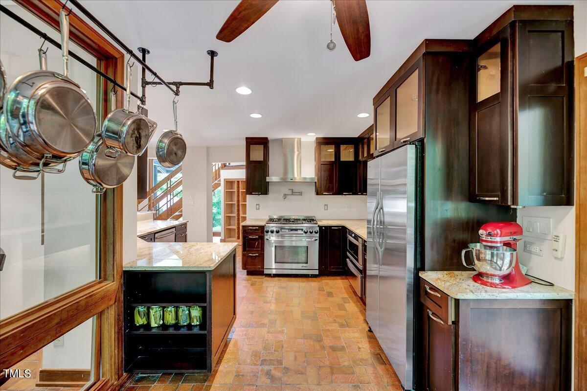 3801 Moonlight Drive