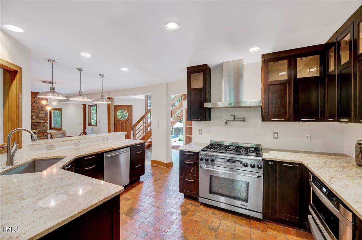 3801 Moonlight Drive