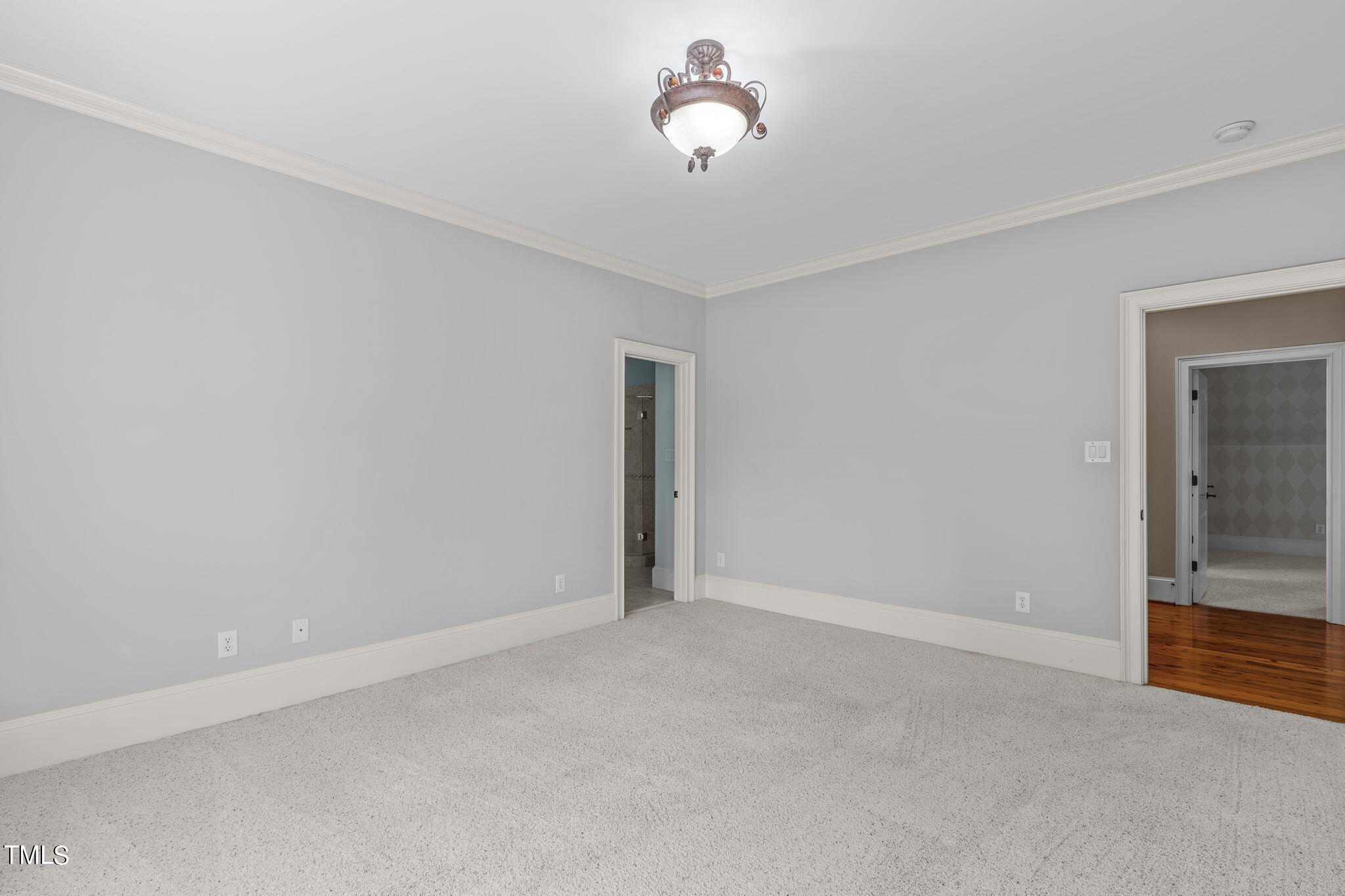 1012 Heydon Court