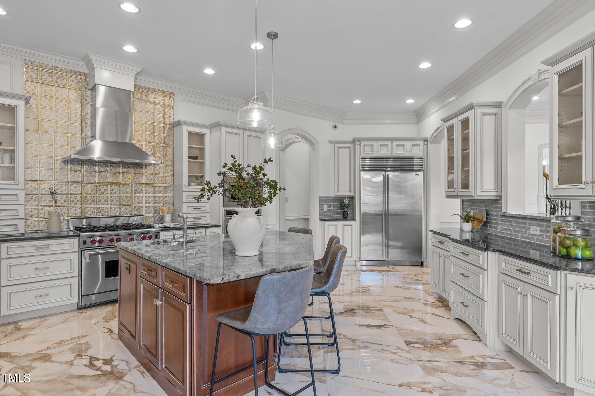 1012 Heydon Court