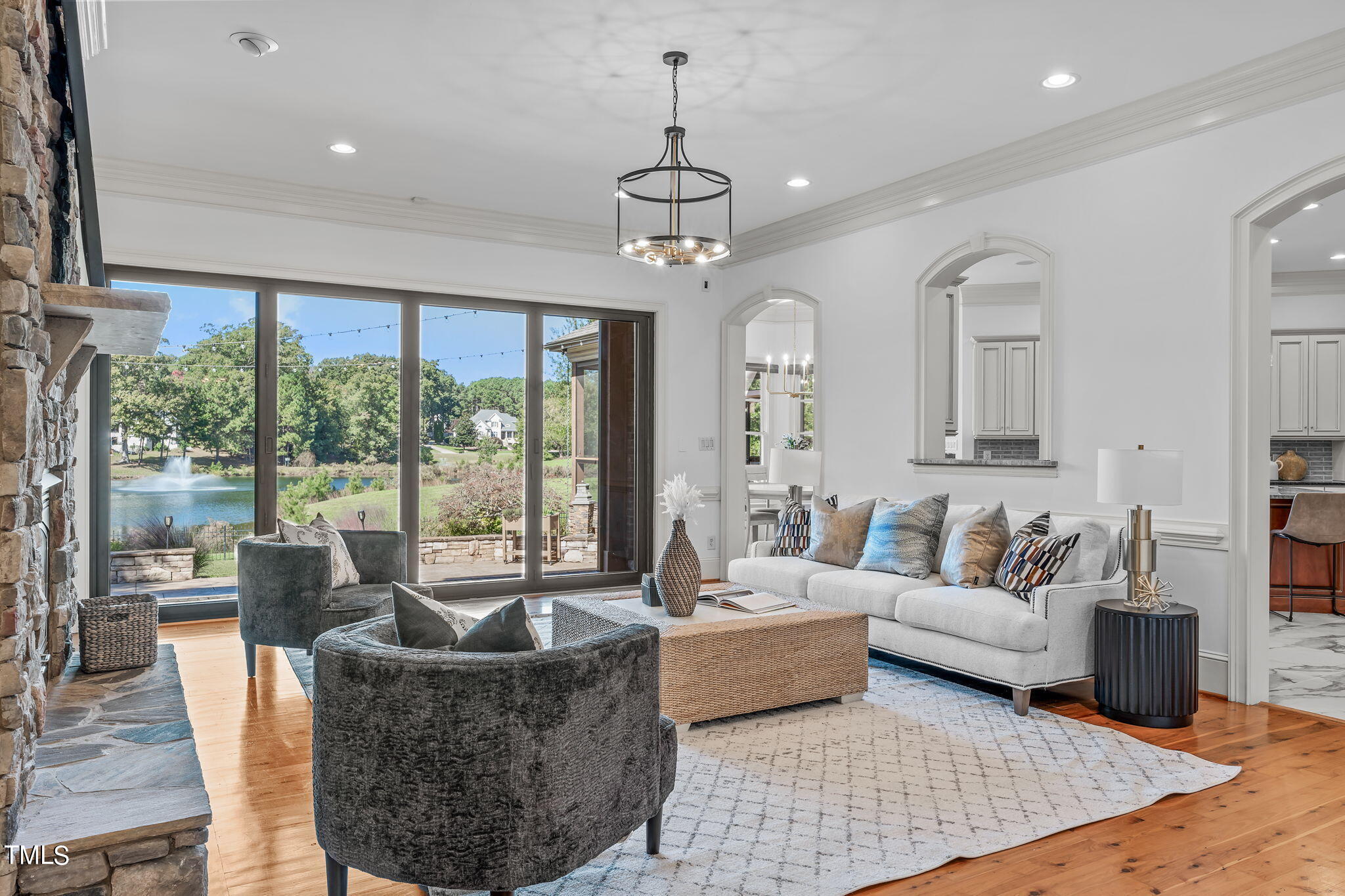 1012 Heydon Court