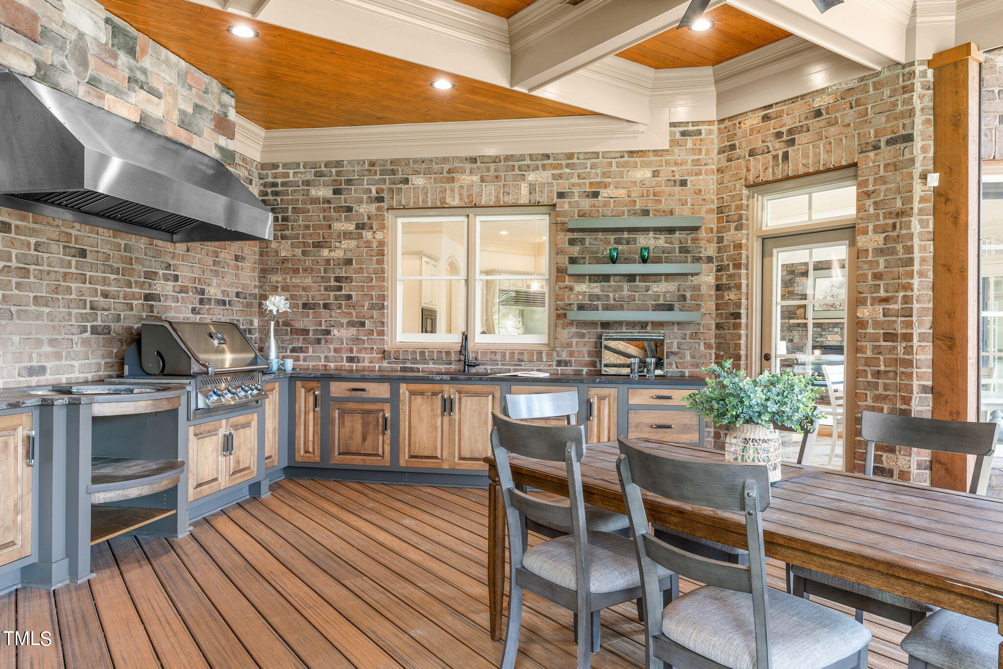 1012 Heydon Court