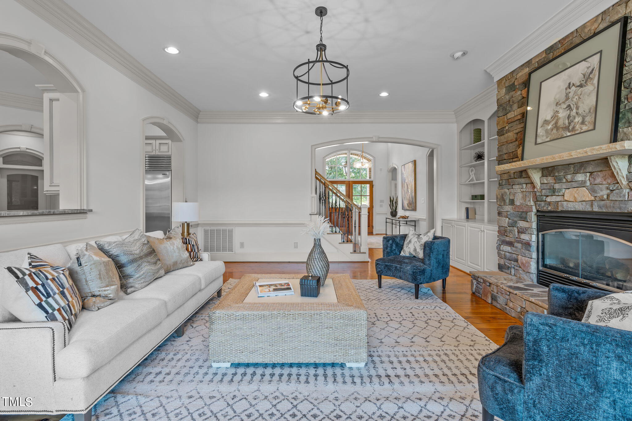 1012 Heydon Court