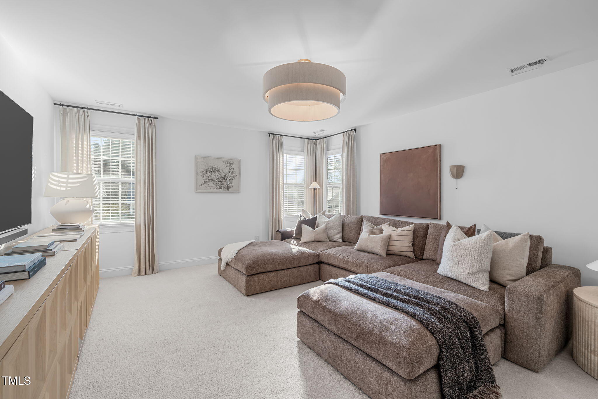114 Lansbrooke Lane