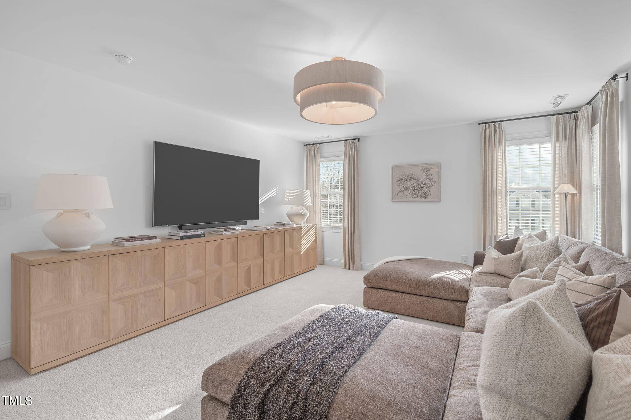 114 Lansbrooke Lane