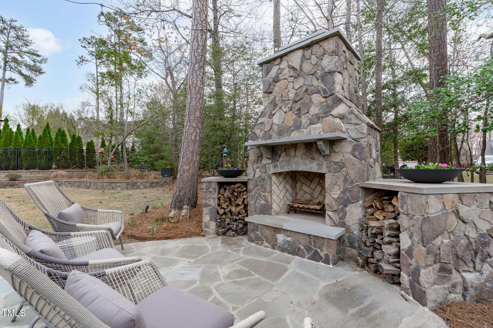 3608 Hillthorn Lane