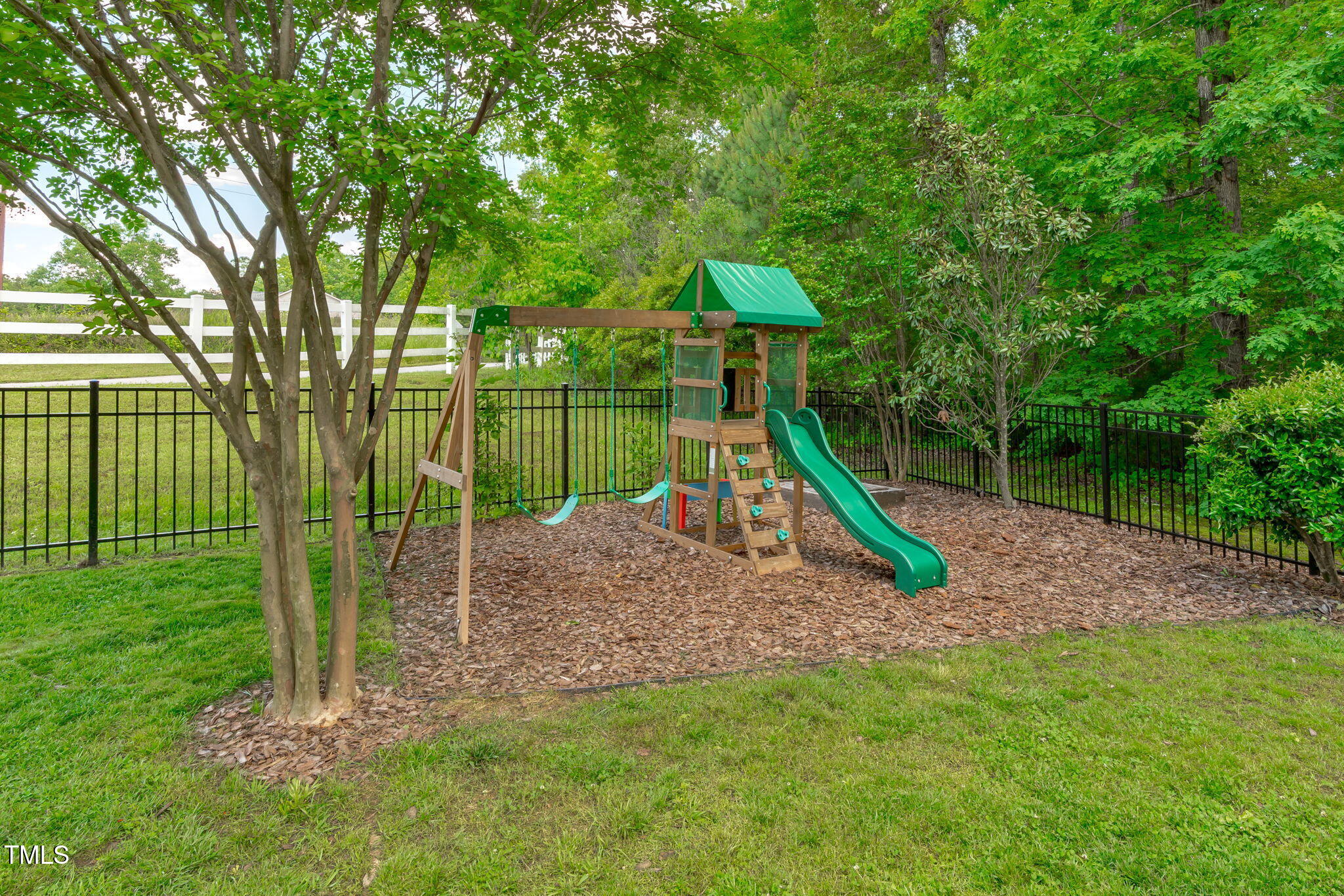 1401 Everette Fields Road