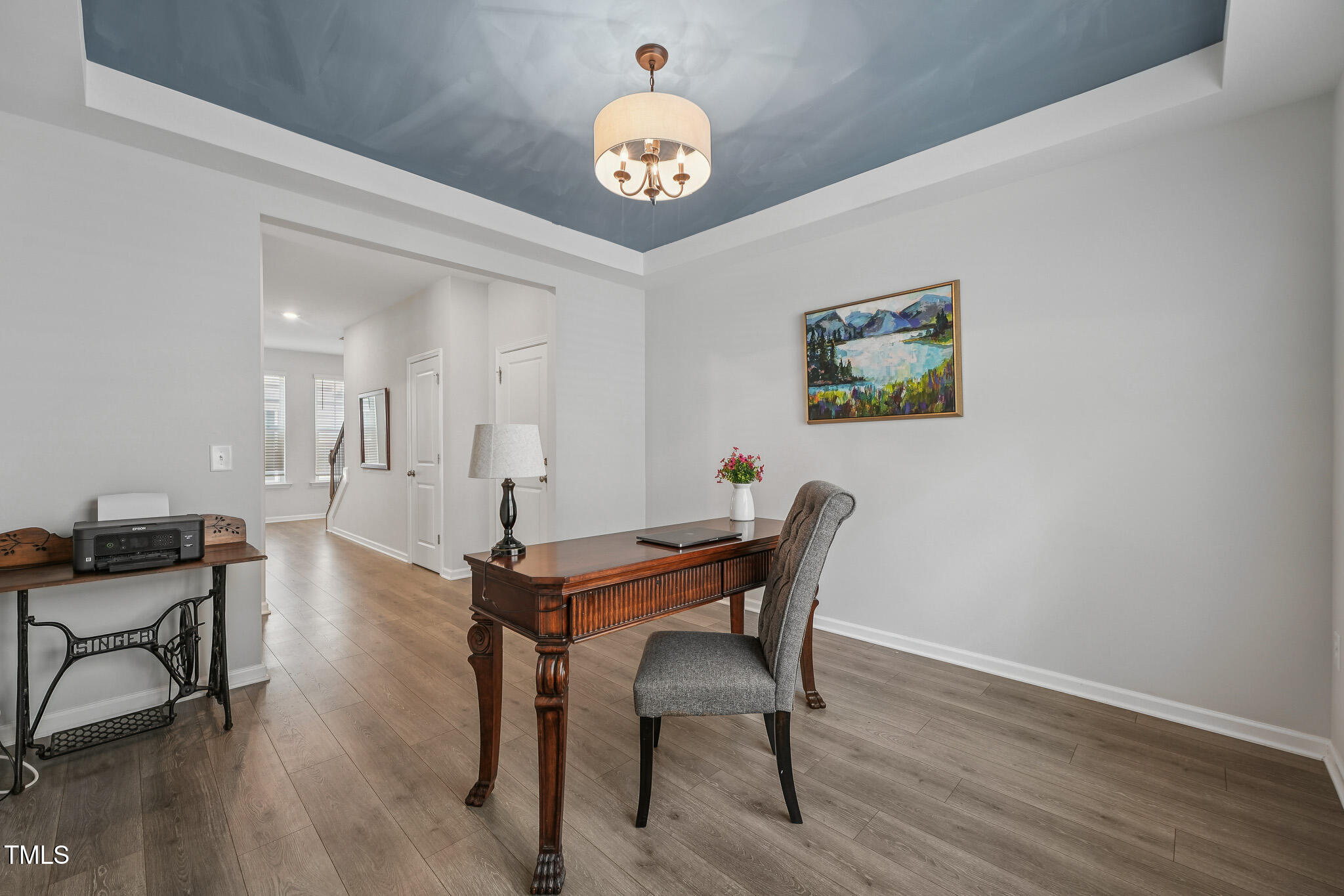 7117 Crested Iris Place
