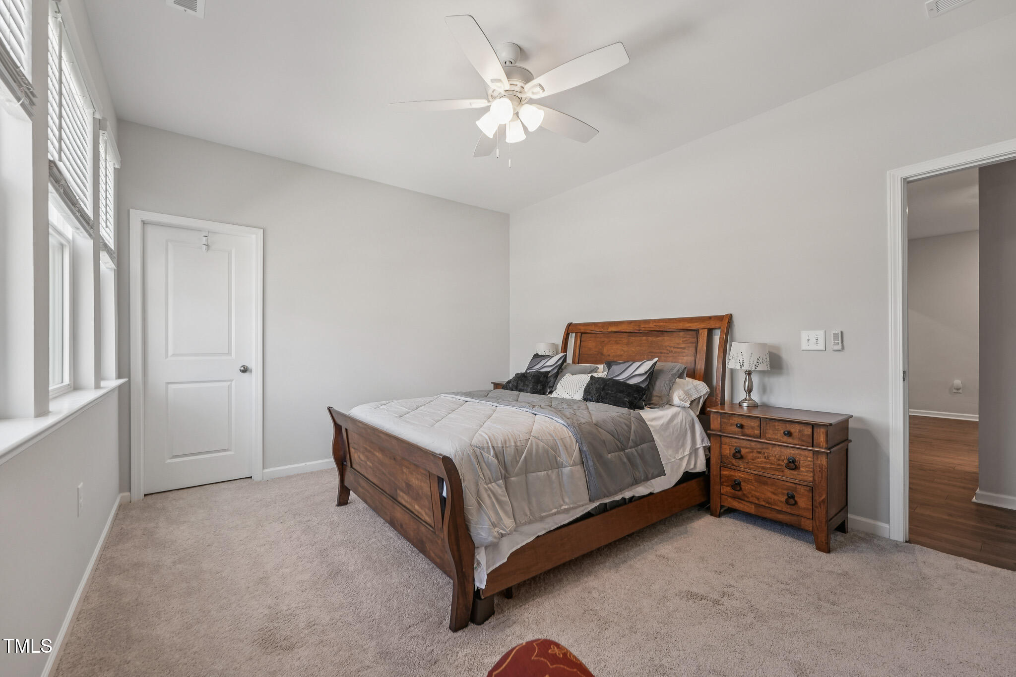 7117 Crested Iris Place