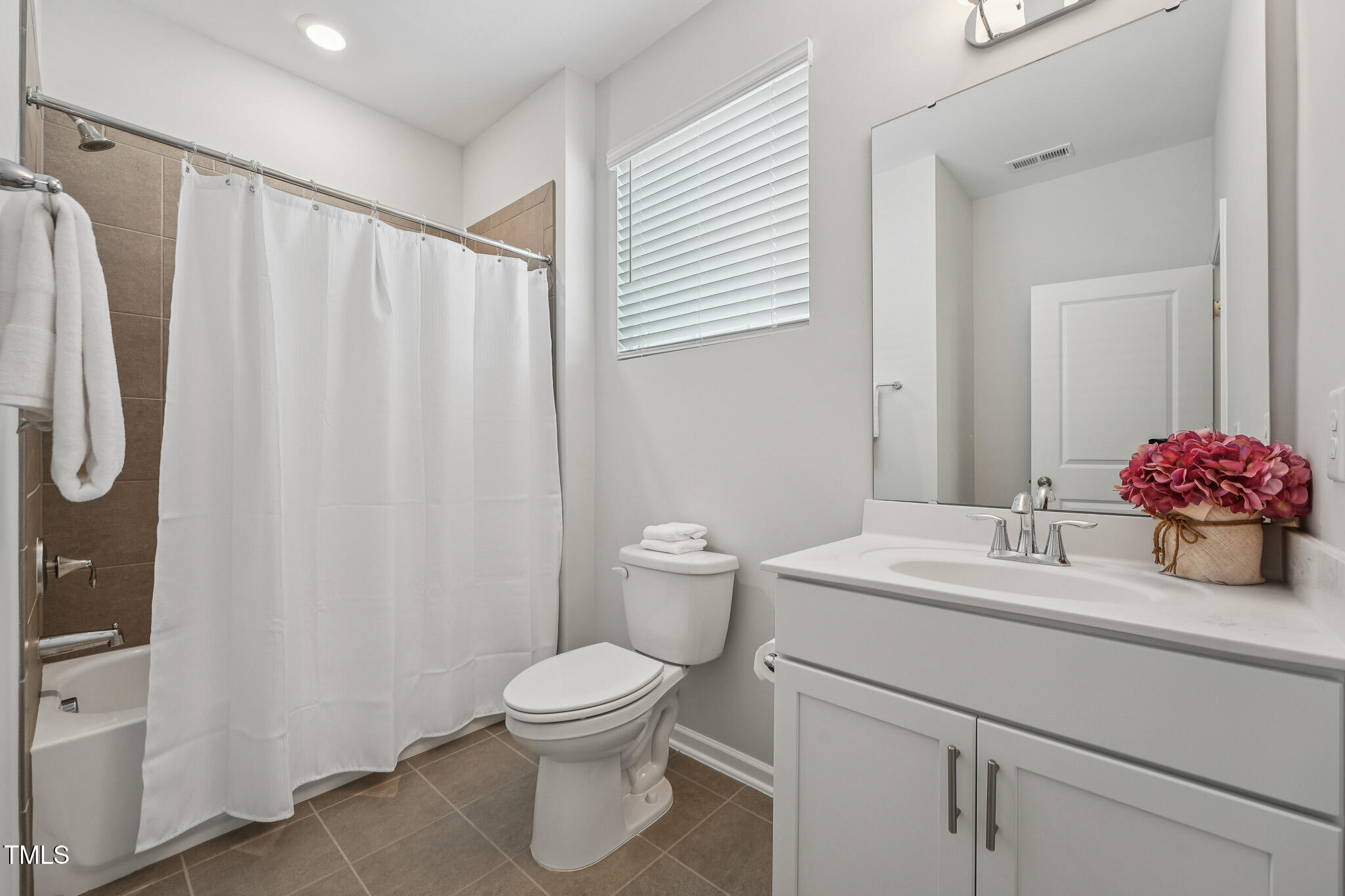 7117 Crested Iris Place