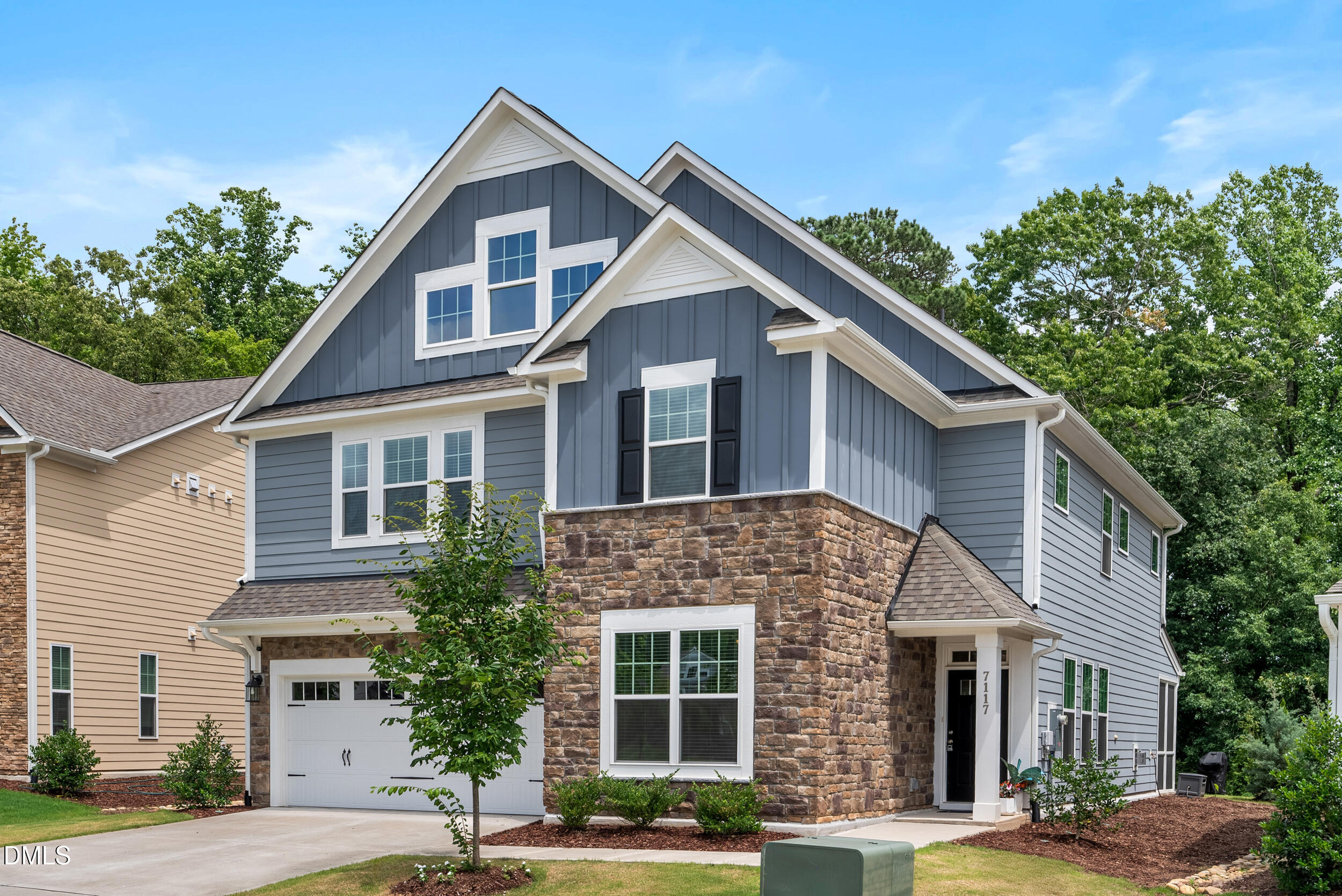 7117 Crested Iris Place