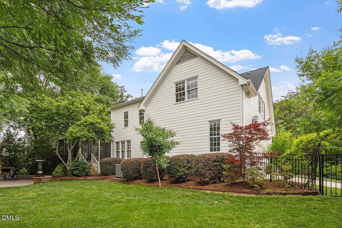 110 Lantern Ridge Lane