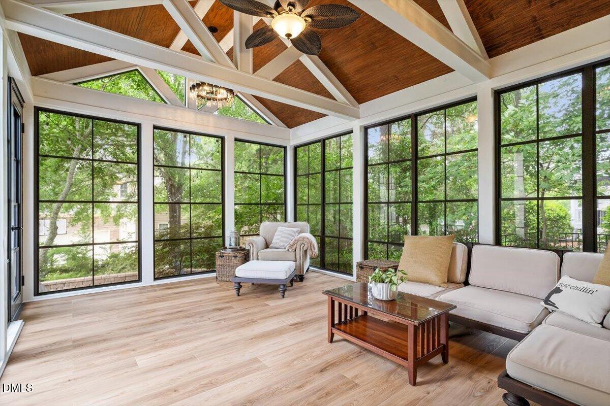 110 Lantern Ridge Lane