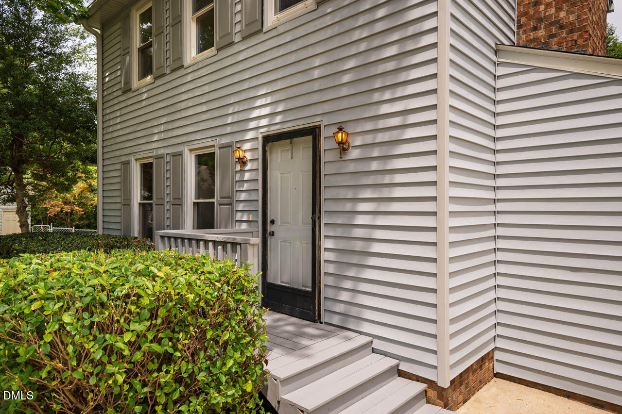 104 Avery Le Circle