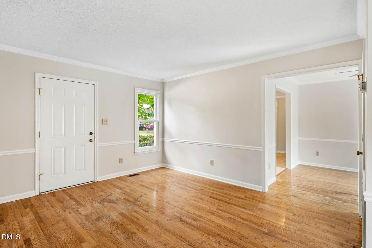 104 Avery Le Circle