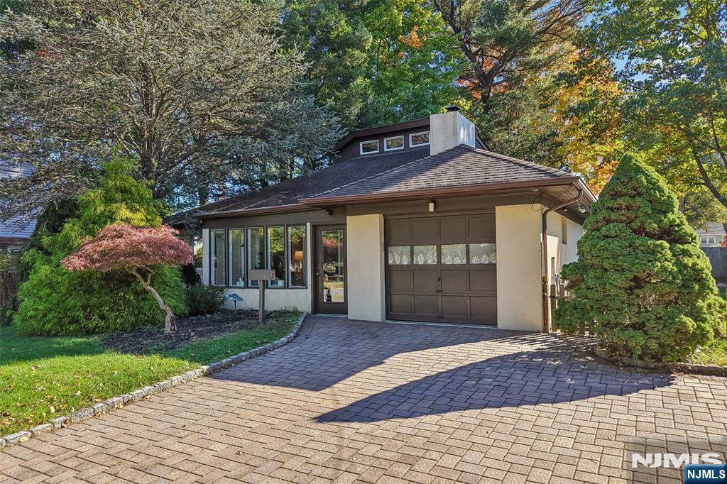 521 Cleveland Avenue River Vale NJ