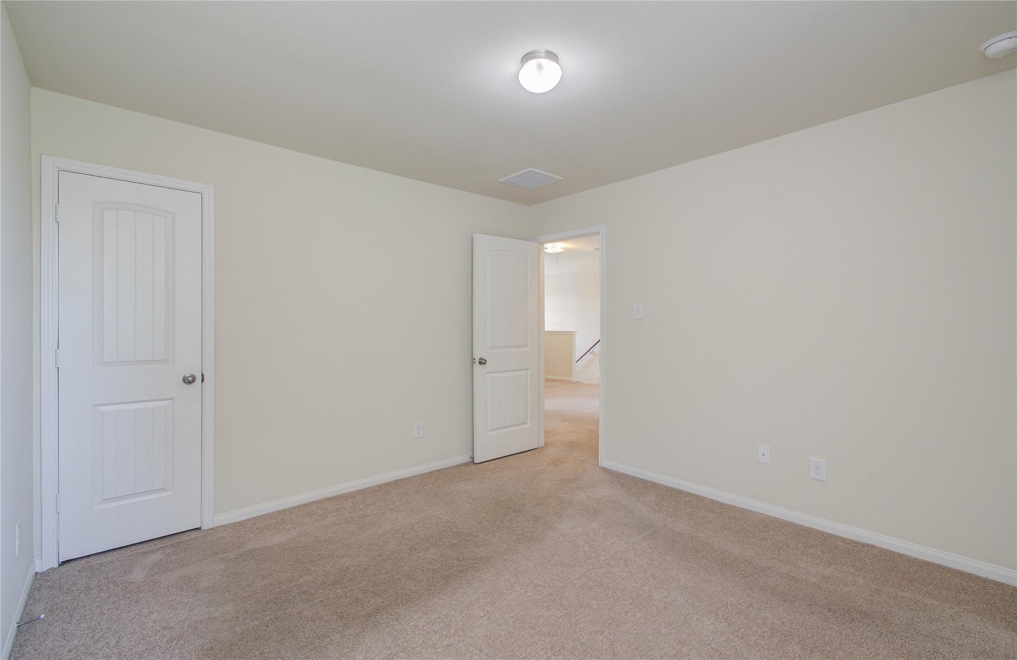 10410 Solitude Way