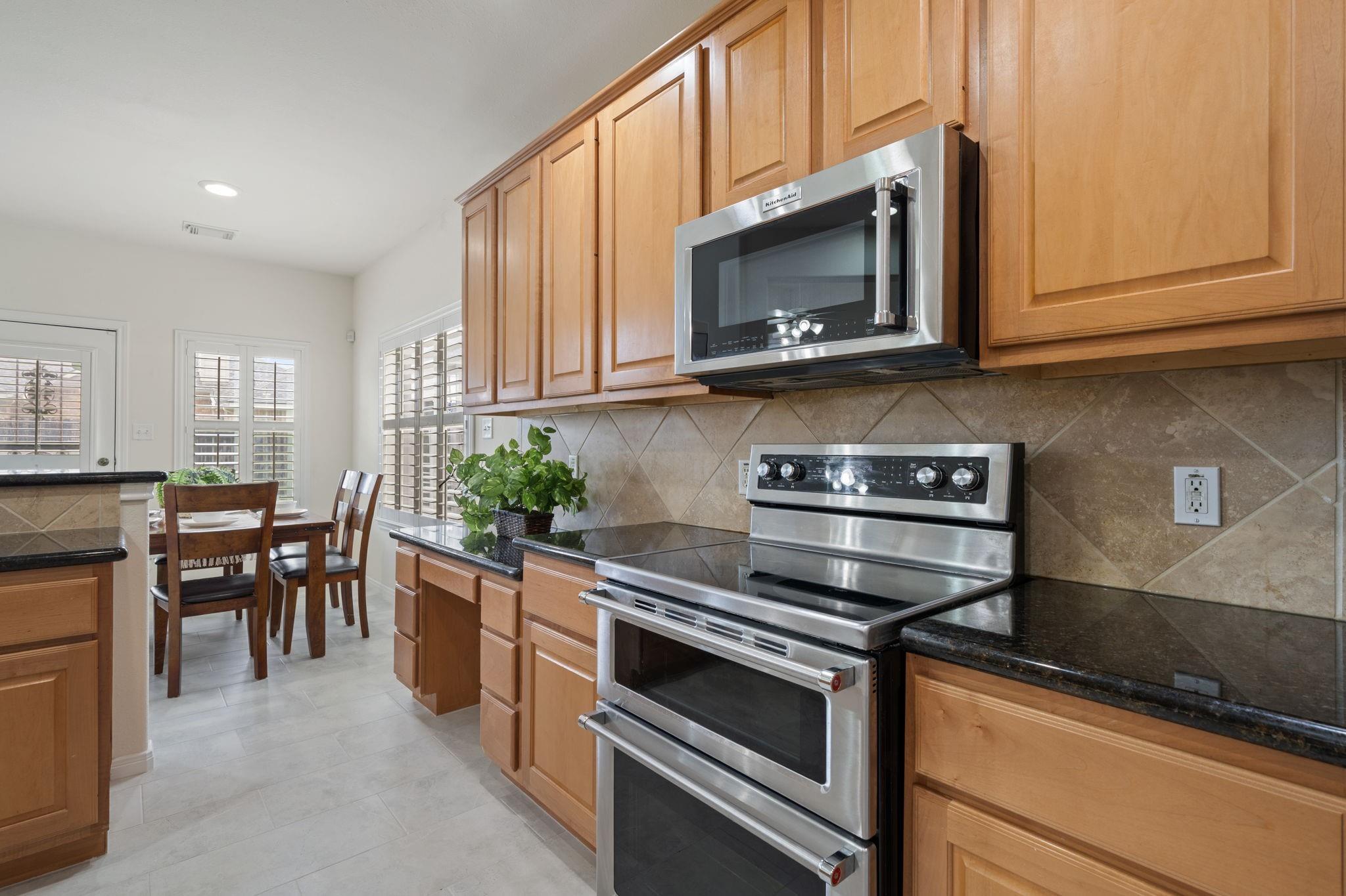 10326 Low Bridge Lane, Sugar Land