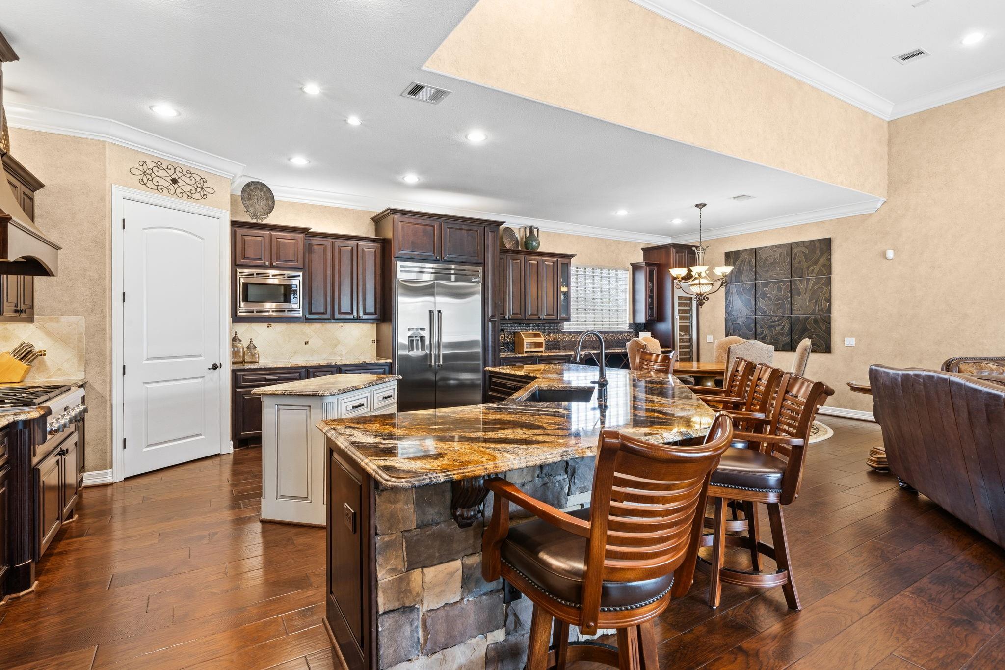 5127 Wheaton Park Drive