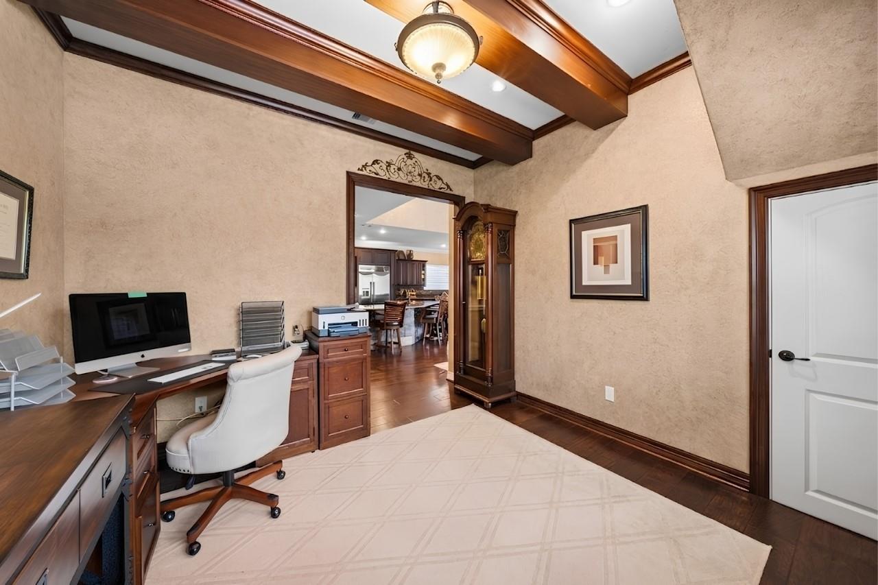 5127 Wheaton Park Drive
