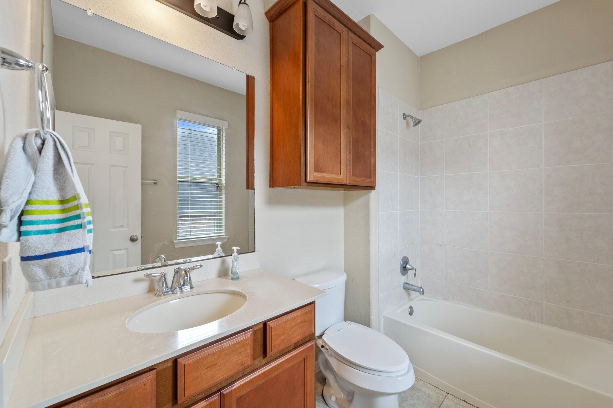 5515 Mangrove Creek Lane, Sugar Land