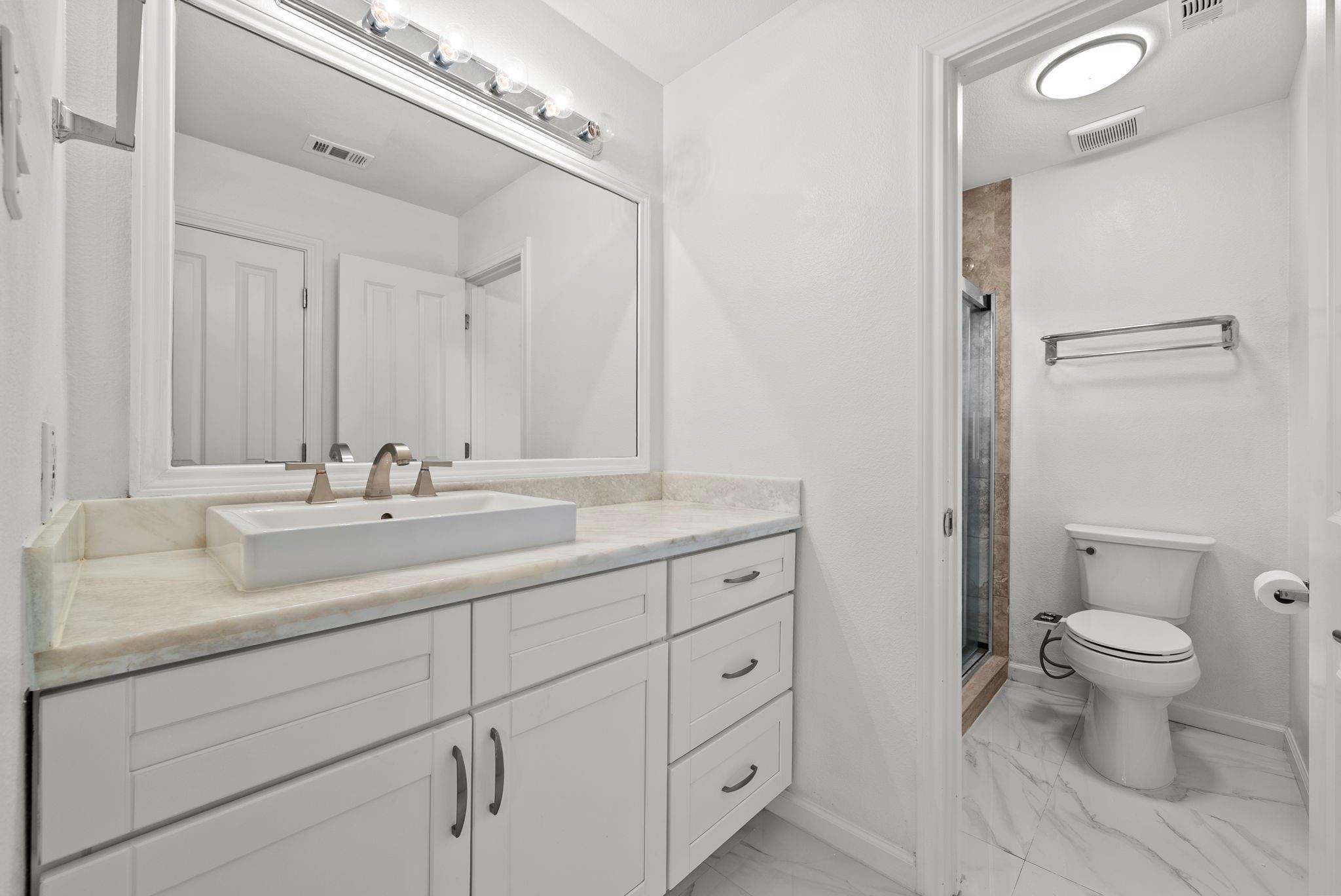 7122 Tessa Lakes Court