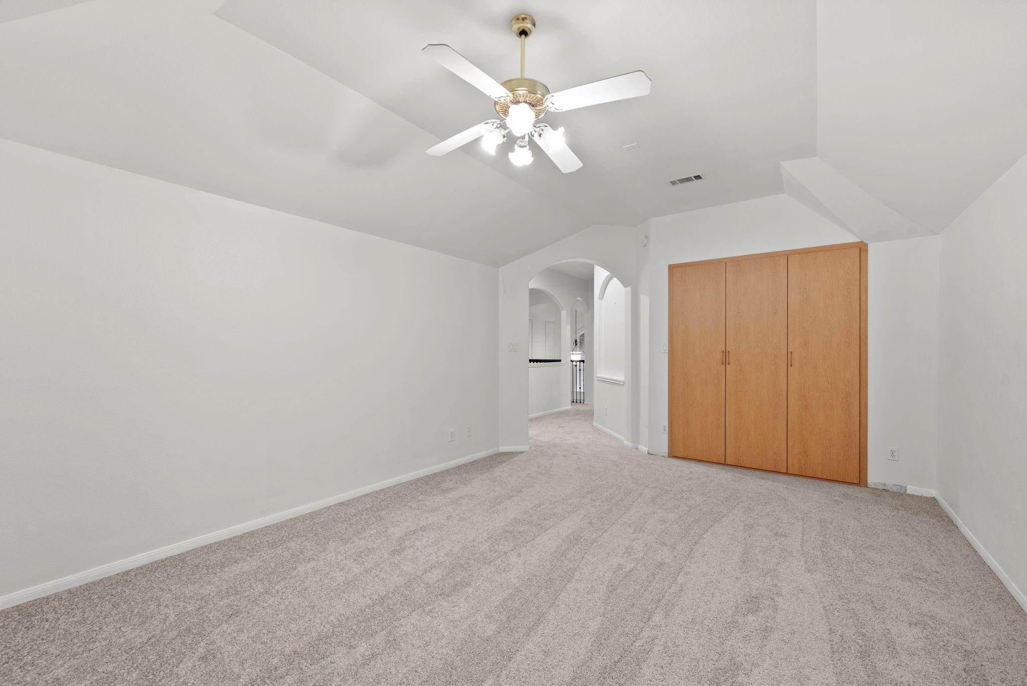 7122 Tessa Lakes Court