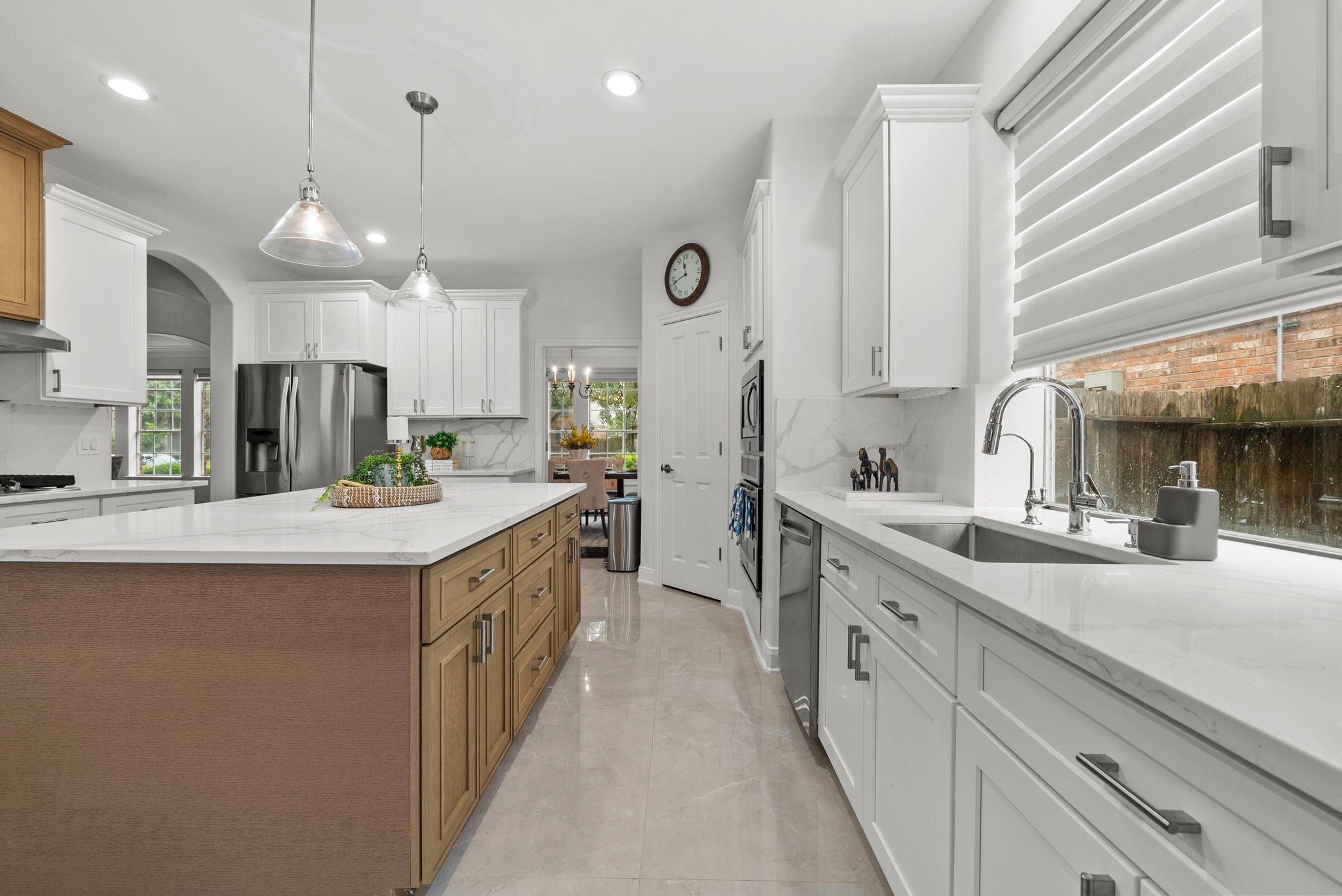 7122 Tessa Lakes Court
