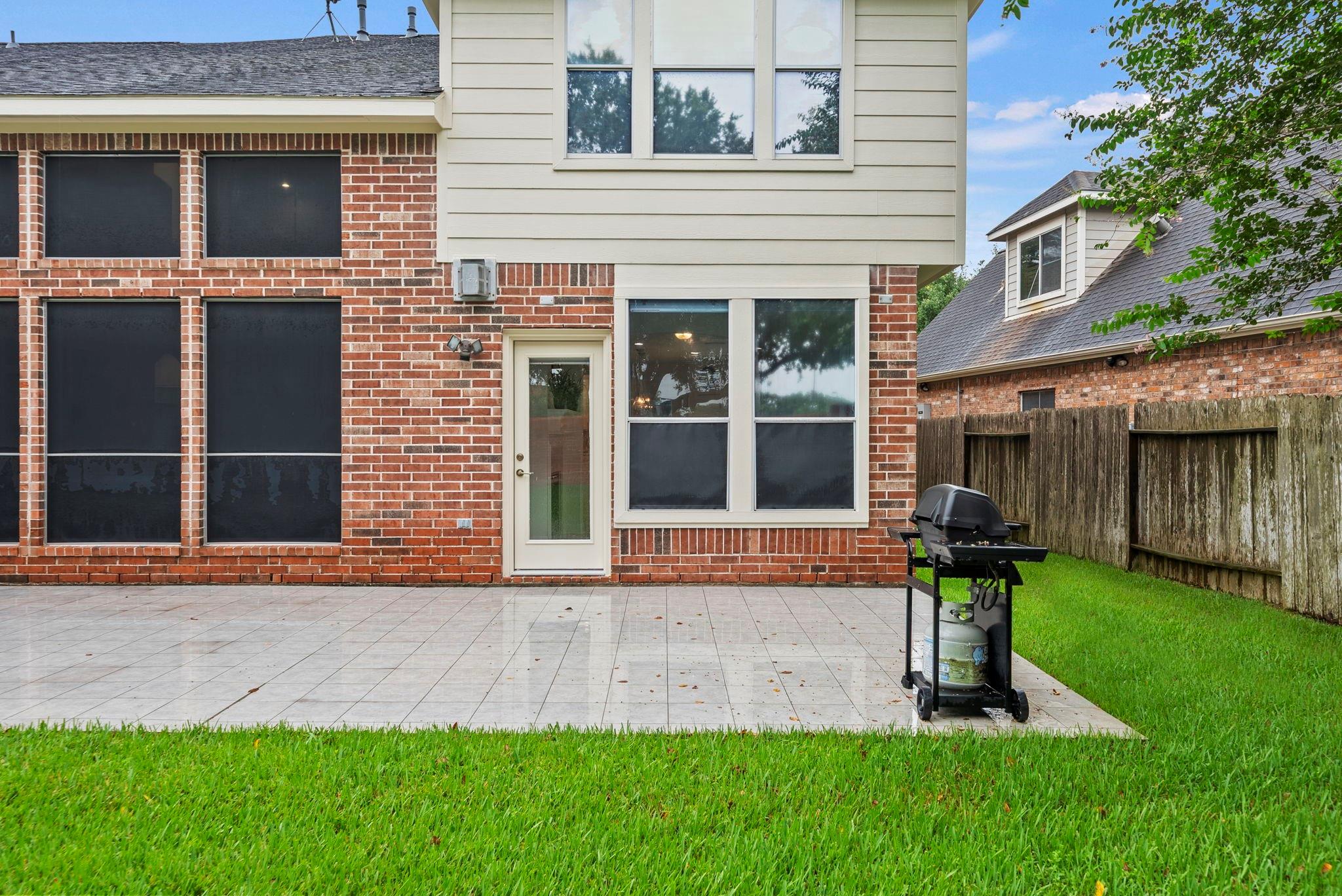 7122 Tessa Lakes Court