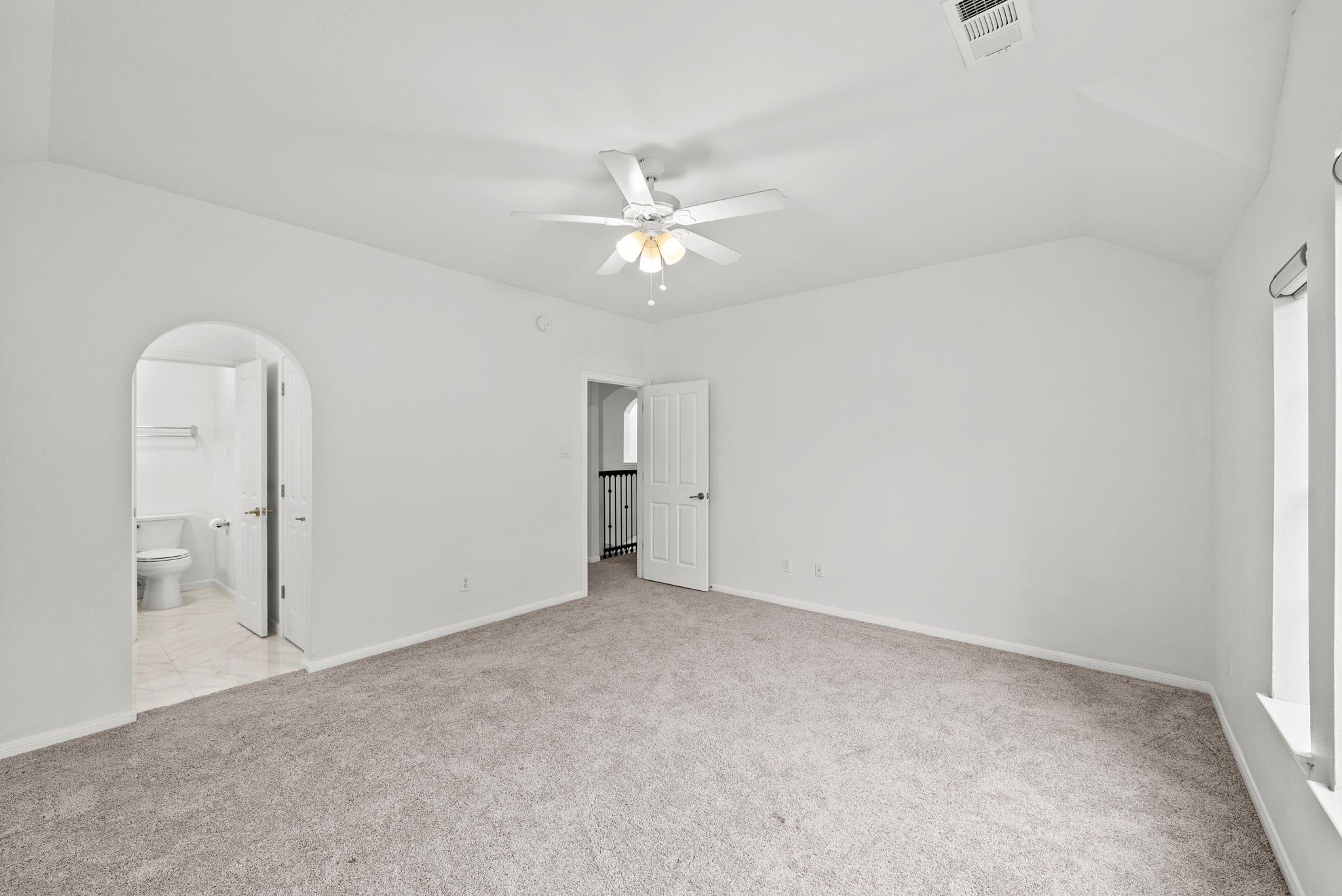 7122 Tessa Lakes Court