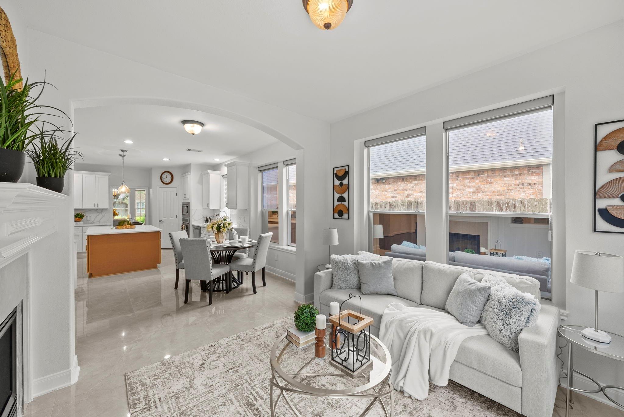 7122 Tessa Lakes Court