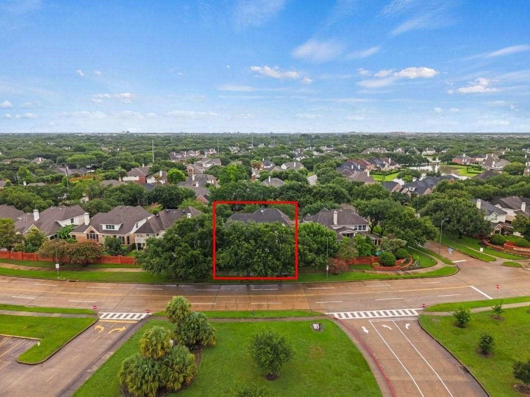 7122 Tessa Lakes Court