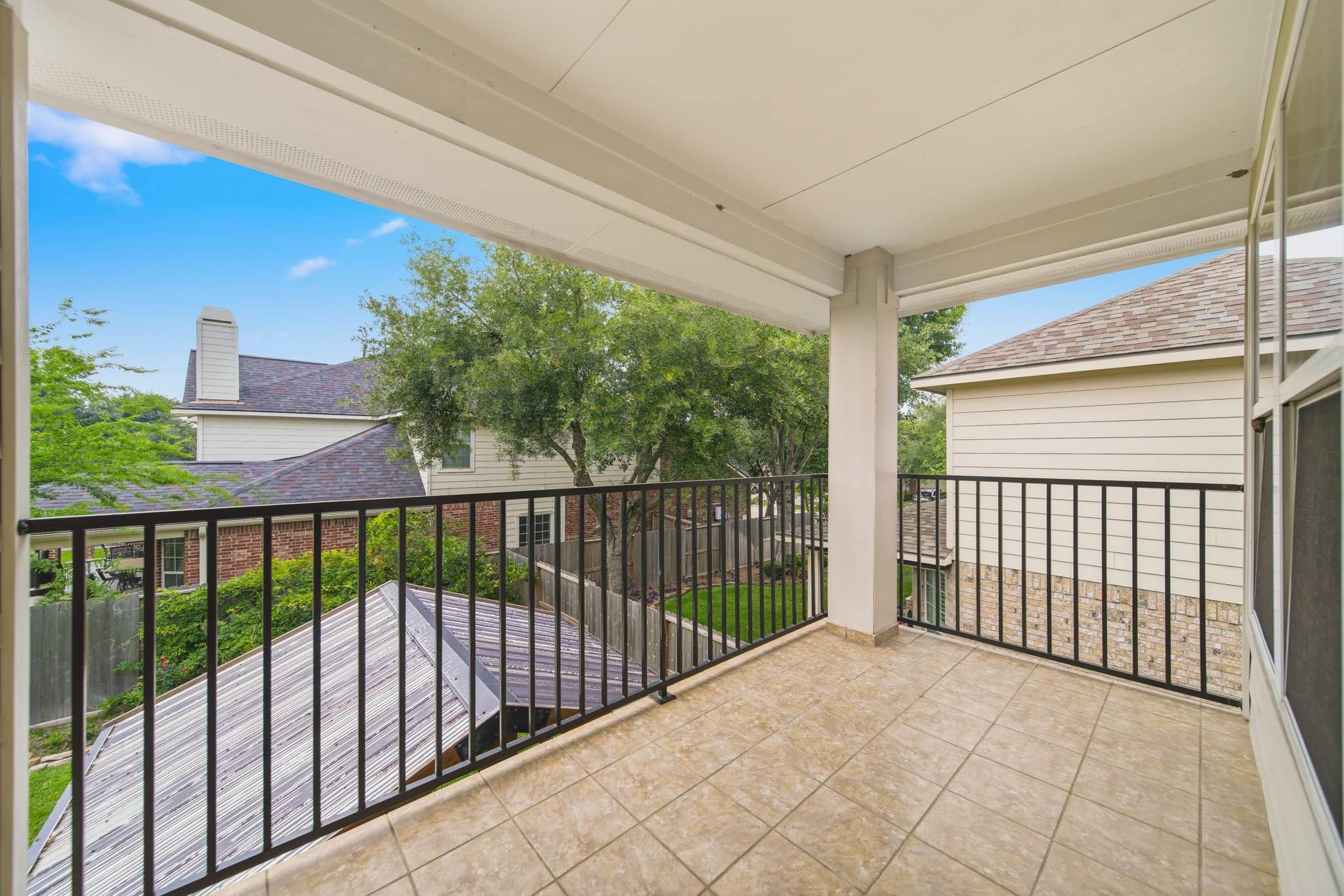 18431 W Laura Shore Drive