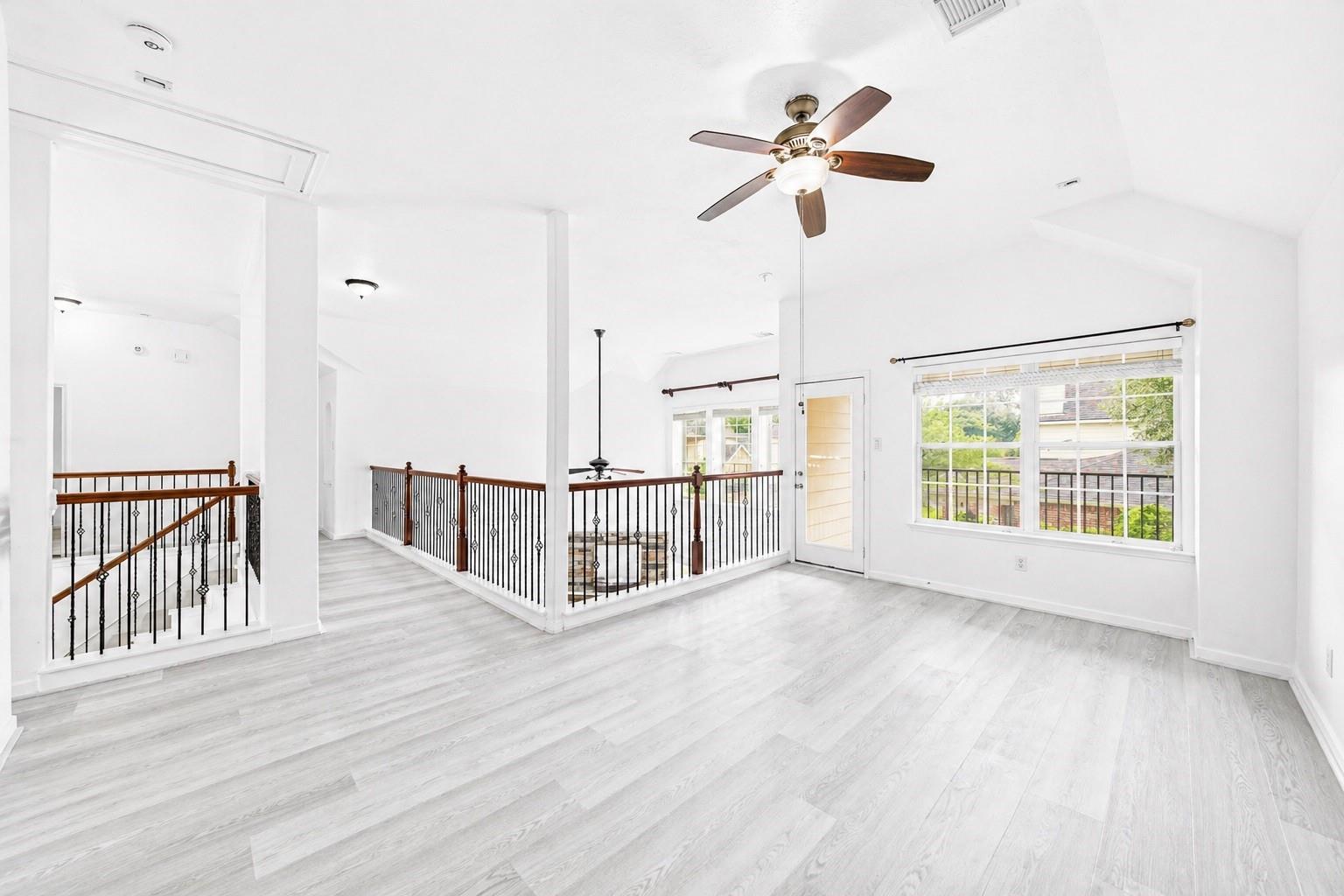 18431 W Laura Shore Drive