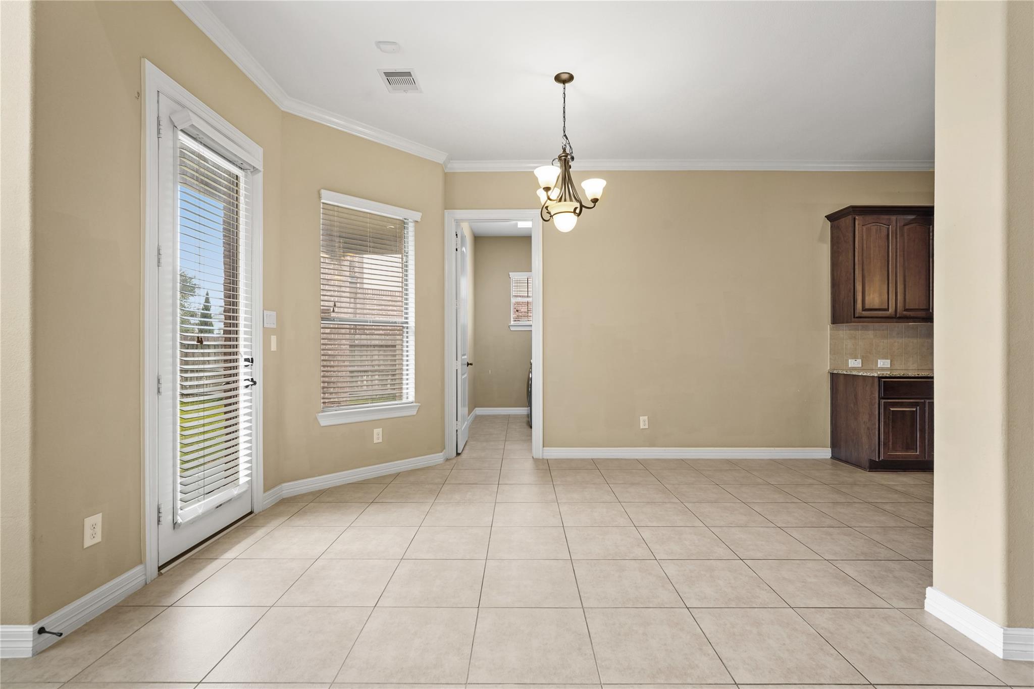 2515 Sentry Oak Way