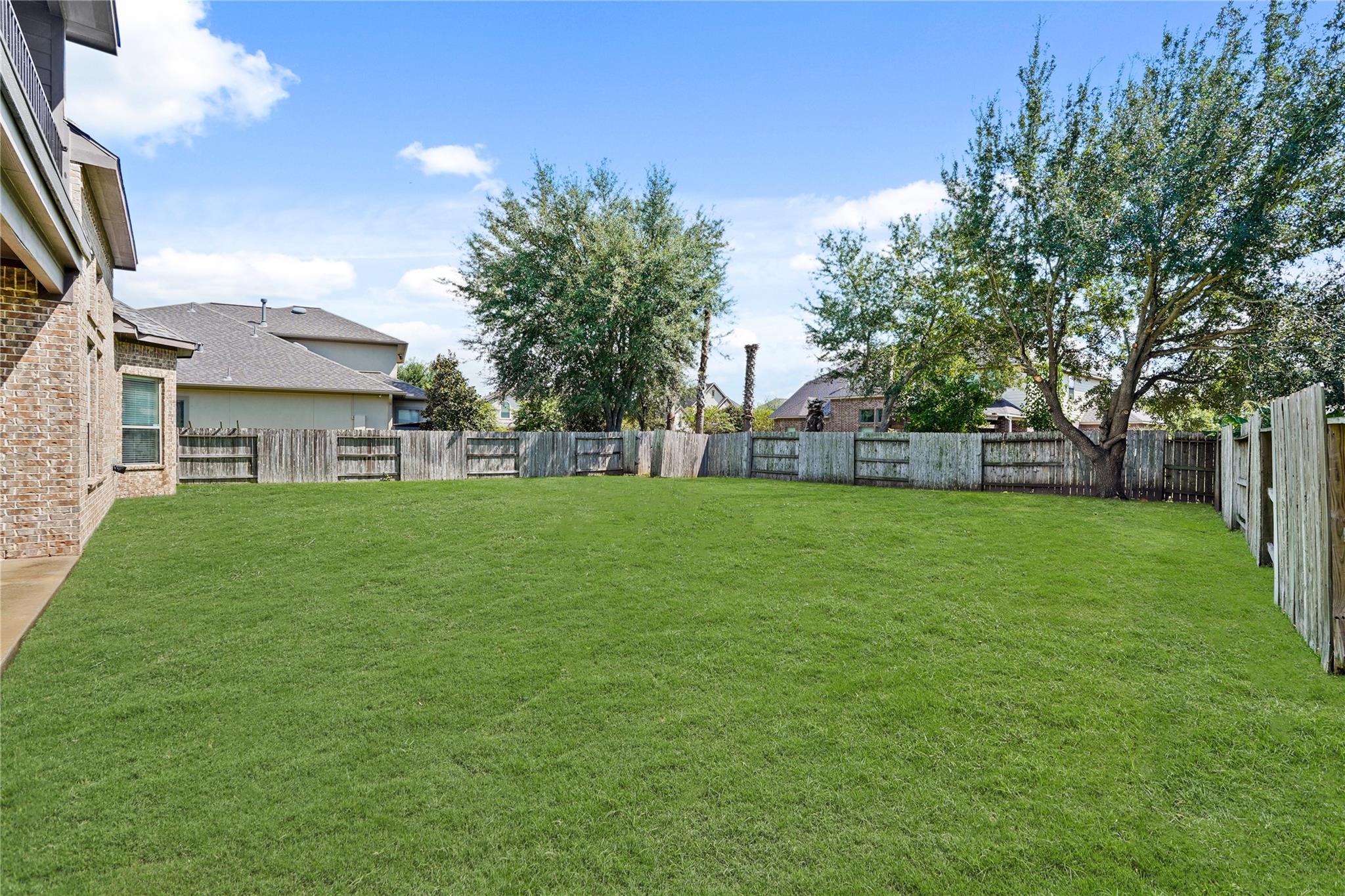 2515 Sentry Oak Way