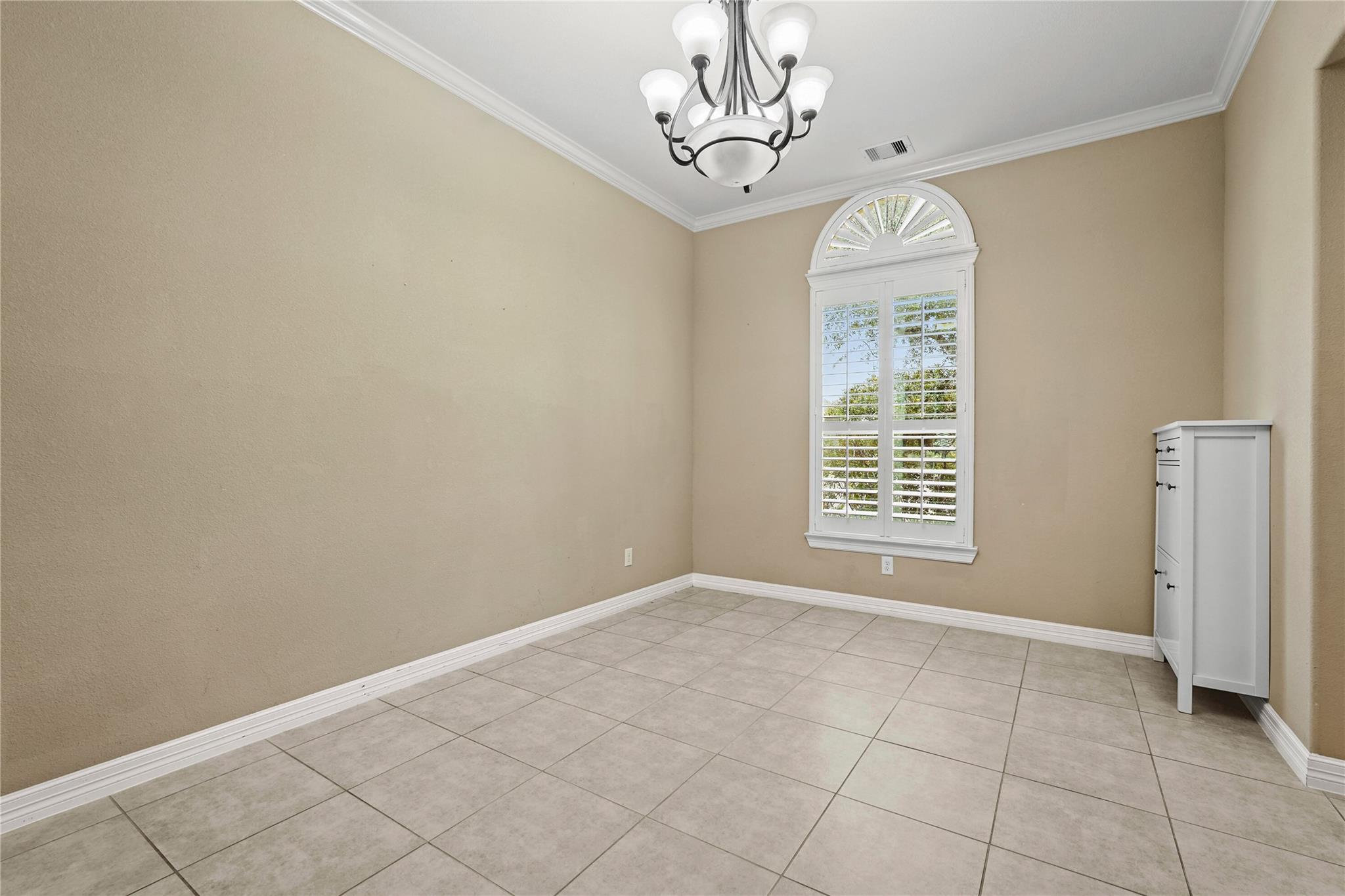 2515 Sentry Oak Way