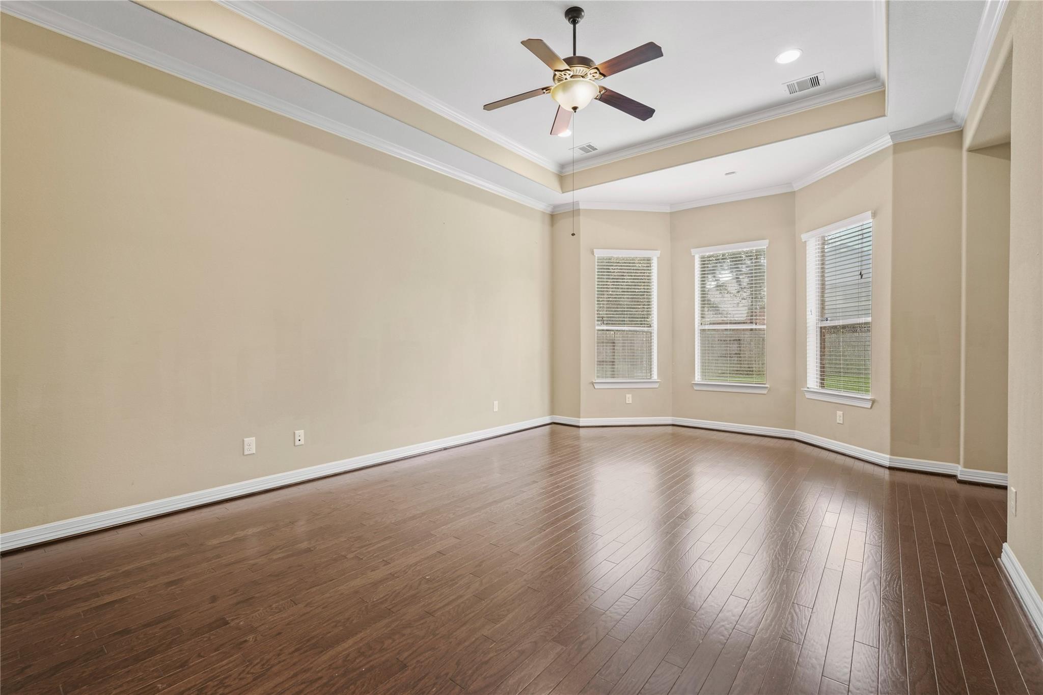 2515 Sentry Oak Way