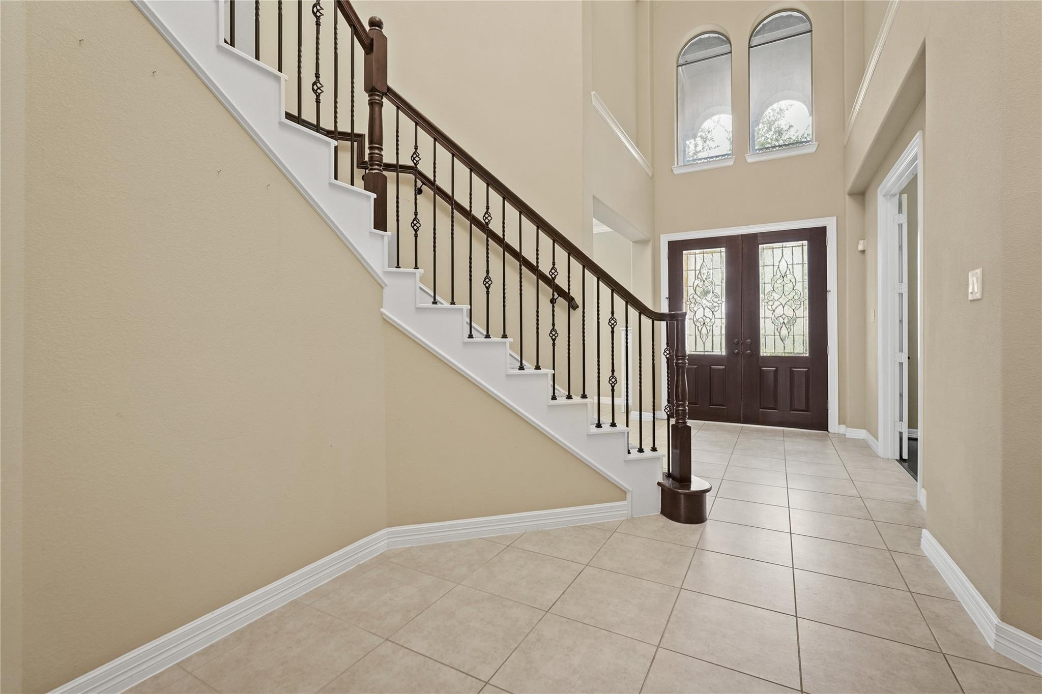 2515 Sentry Oak Way