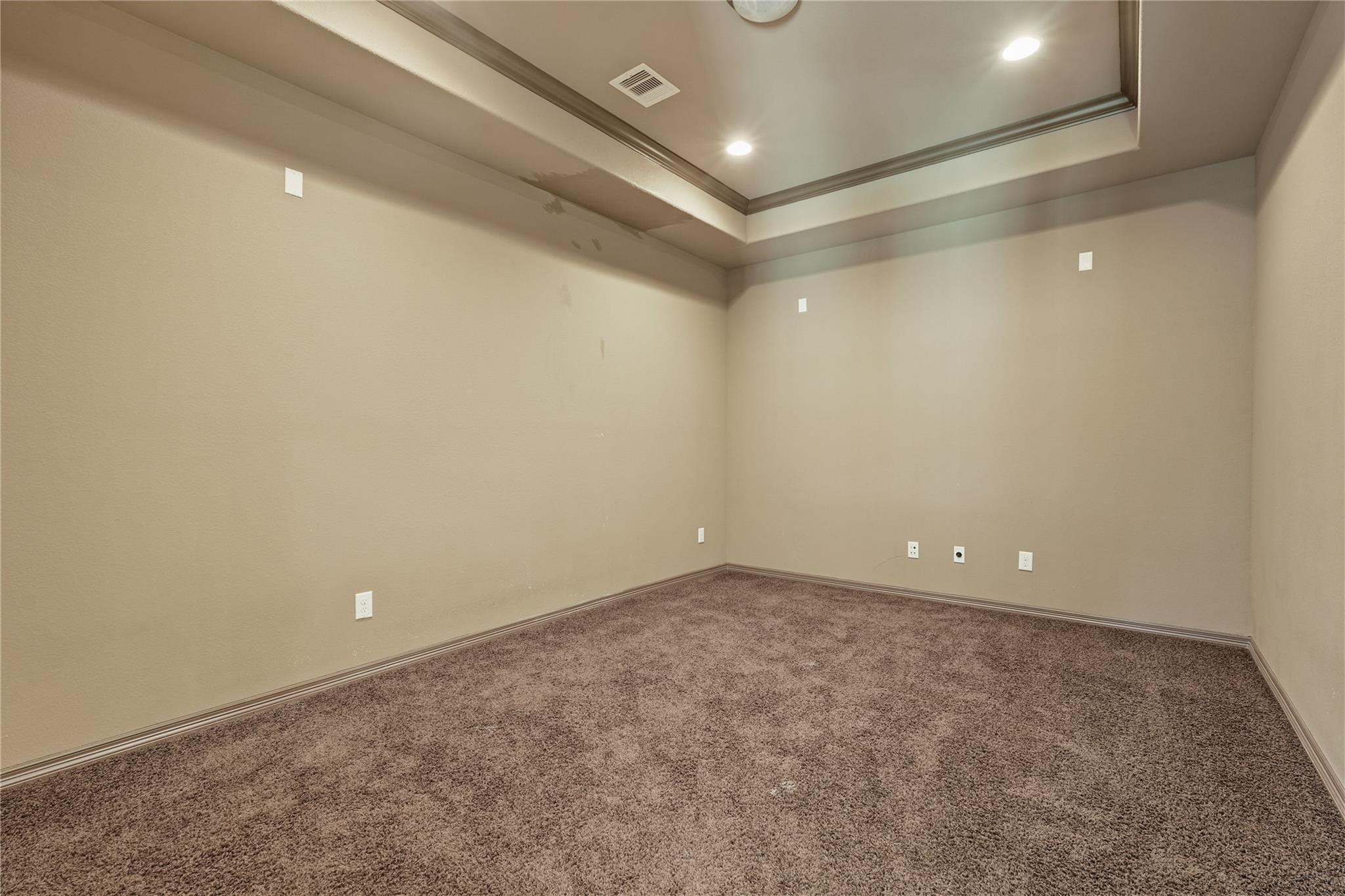 2515 Sentry Oak Way