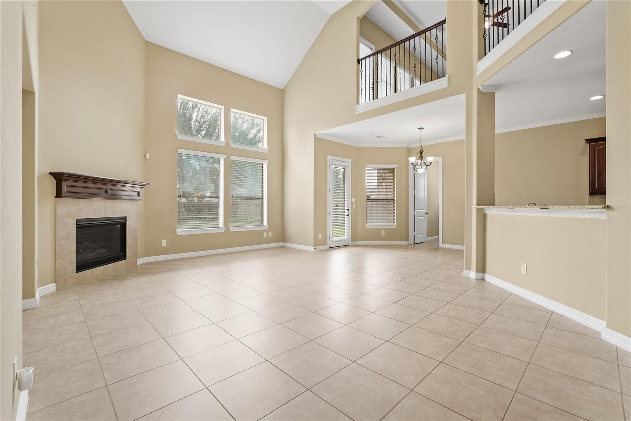 2515 Sentry Oak Way
