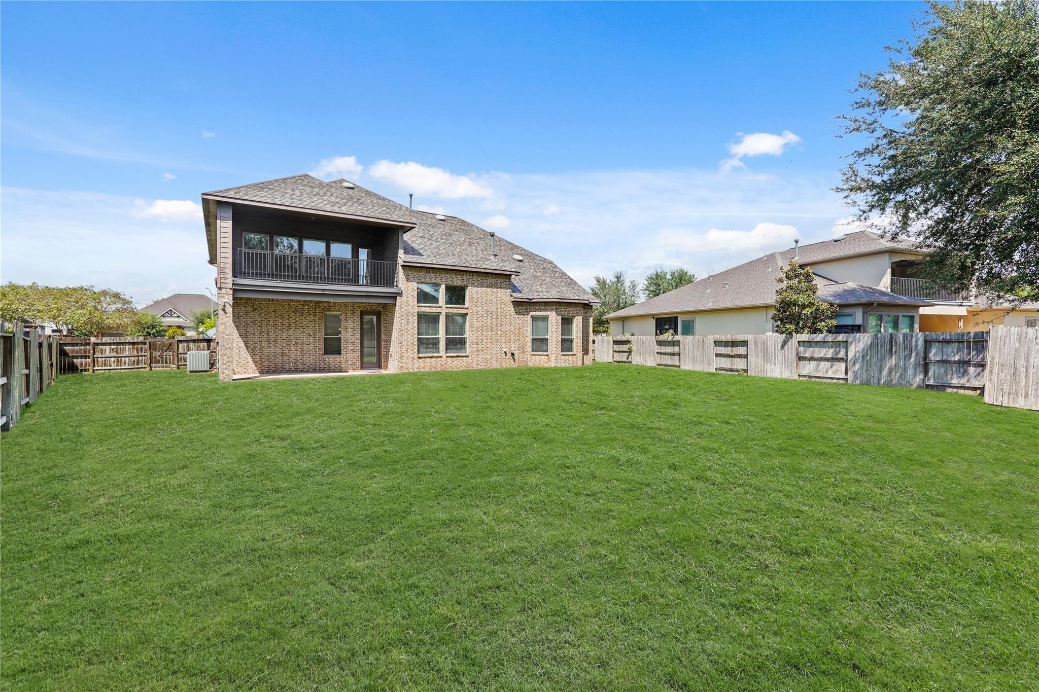 2515 Sentry Oak Way