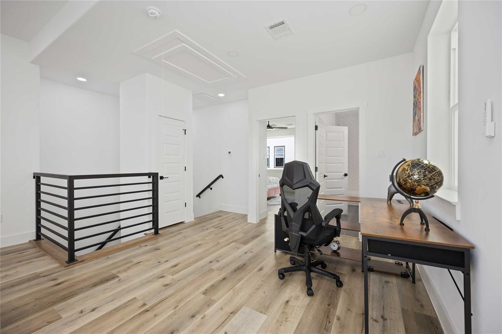 1805 Emir Street Unit M
